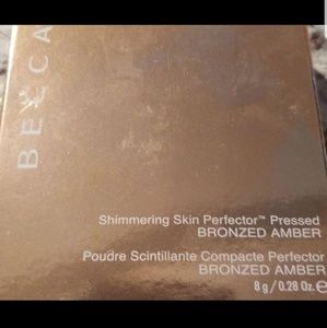 BECCA Cosmetics Pressed Shimmering Skin Perfector